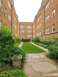 property at 3 Prairie Ave