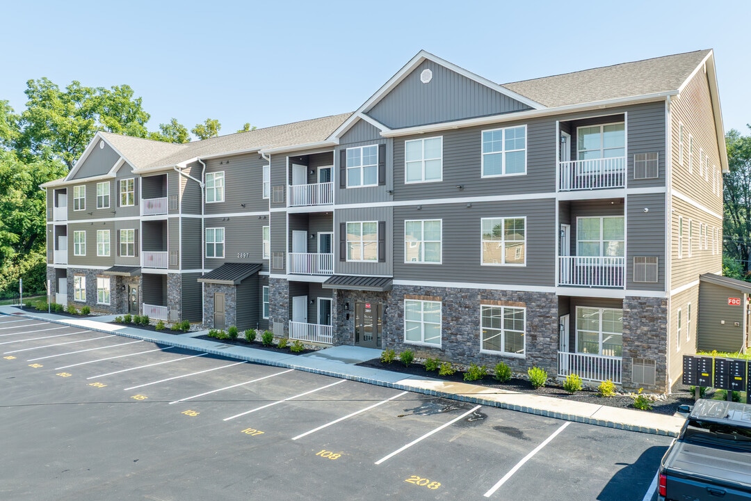 2895 Easton Ave in Bethlehem, PA - Foto de edificio