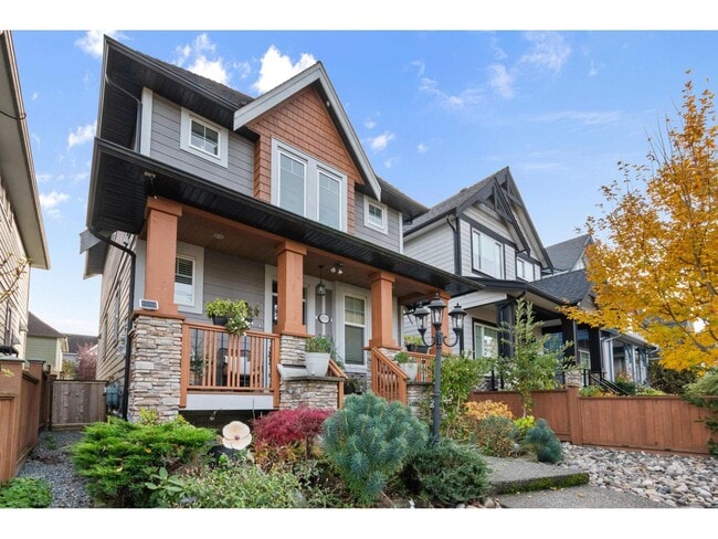 17394 2 Ave in Surrey, BC - Building Photo - Building Photo