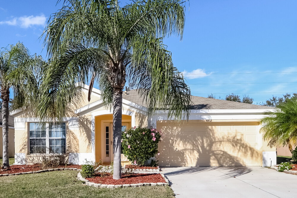 4412 Sanibel Way in Bradenton, FL - Building Photo