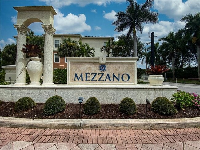 property at 9833 Baywinds Blvd