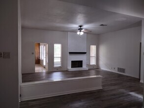 13722 Hunters Hawk in San Antonio, TX - Building Photo - Building Photo