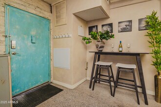 353 E Thomas Rd in Phoenix, AZ - Building Photo - Building Photo