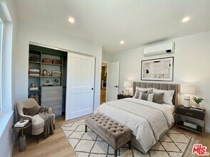 3207 W 3rd St in Los Angeles, CA - Building Photo - Building Photo