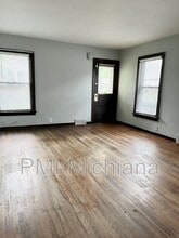 1019 S Ironwood Dr in South Bend, IN - Building Photo - Building Photo