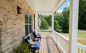 1021 Belk Dr in Anderson, SC - Building Photo - Building Photo