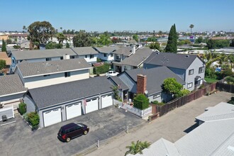 416 Hamilton St in Costa Mesa, CA - Building Photo - Building Photo