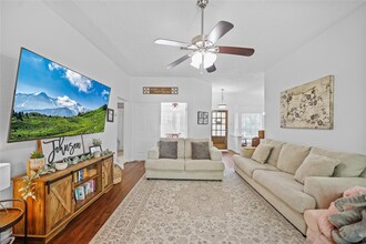 2919 Creek Manor Dr in Humble, TX - Building Photo - Building Photo