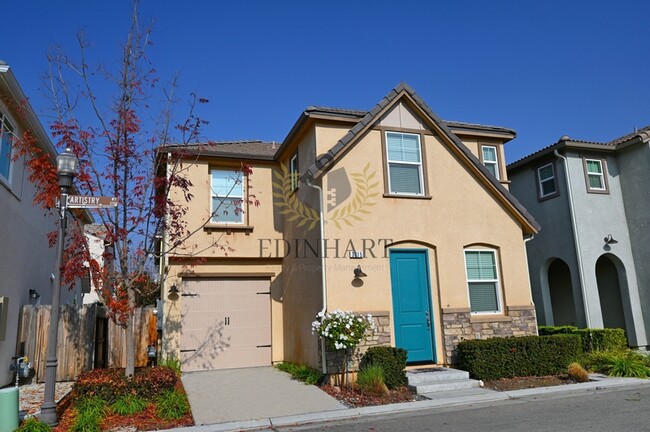 3715 Artistry Way in Clovis, CA - Building Photo - Building Photo