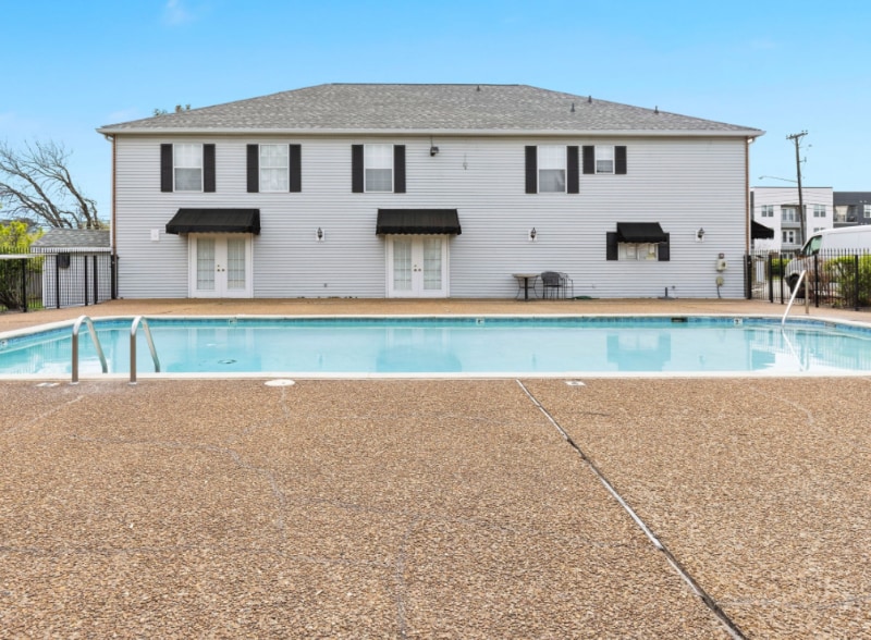 2258 Lebanon Pike in Nashville, TN - Building Photo
