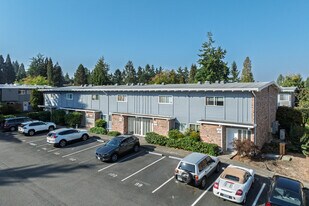5934-5938 123rd Ave SE in Bellevue, WA - Building Photo