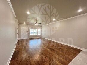 528 Bradford Dr in Springdale, AR - Building Photo - Building Photo