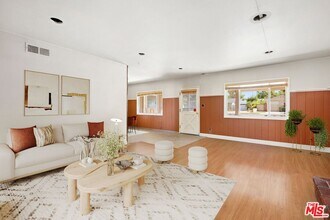 22717 Miranda St in Los Angeles, CA - Building Photo - Building Photo