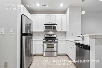2665 Prosperity Ave in Fairfax, VA - Building Photo - Building Photo