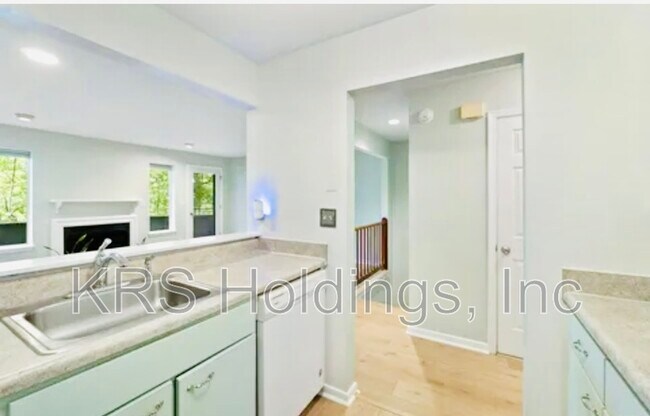 1248 Clifden Green in Charlottesville, VA - Building Photo - Building Photo