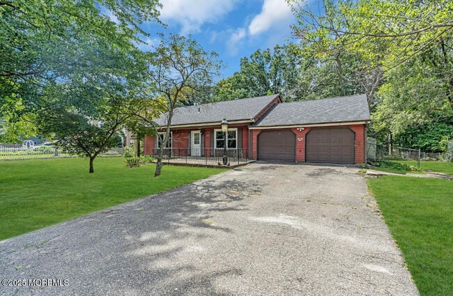 1961 Ridgeway Rd in Manchester, NJ - Building Photo - Building Photo
