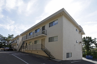 Benicia Heights Apartments in Benicia, CA - Building Photo - Building Photo