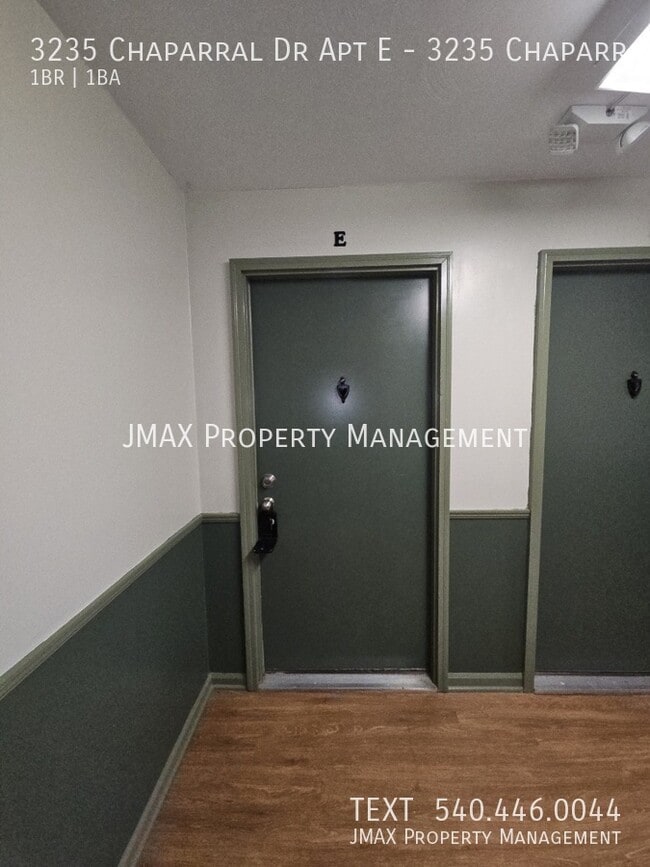 3235 Chaparral Dr in Cave Spring, VA - Building Photo - Building Photo