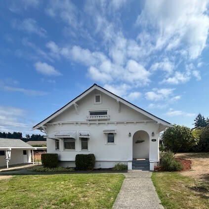3505 Rosedale St NW in Gig Harbor, WA - Building Photo
