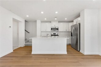 5291 Long Pointe Pass in Woodbury, MN - Building Photo - Building Photo