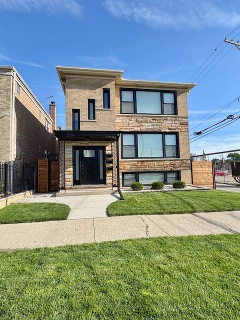 4816 W Henderson St, Unit G in Chicago, IL - Foto de edificio - Building Photo