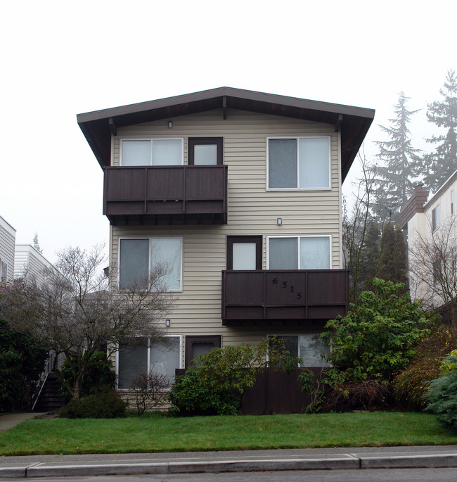 Afton Apartments in Seattle, WA - Building Photo - Building Photo