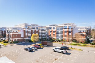 MAA Radius in Newport News, VA - Building Photo