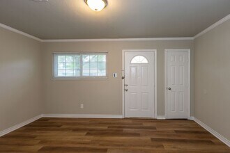 9380 Broun St in Beaumont, TX - Building Photo - Building Photo