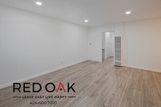 7528 Norton Ave in West Hollywood, CA - Building Photo - Building Photo