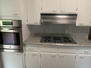 2305 Domingo Dr in Tallahassee, FL - Building Photo - Building Photo