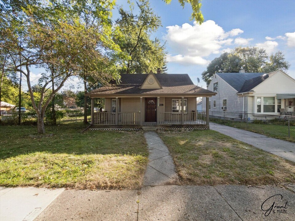 7344 Dacosta in Detroit, MI - Building Photo