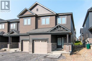 1022 Kijik Cres