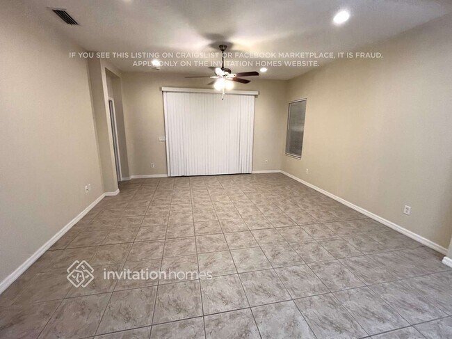 5006 Charles Partin Dr in Parrish, FL - Building Photo - Building Photo