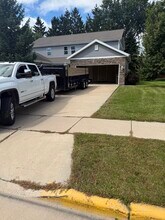 6725 Wolf Hollow Rd in Windsor, WI - Building Photo - Building Photo
