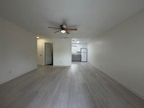 3578 Saranac Ave, Unit 3578 in West Palm Beach, FL - Building Photo - Building Photo