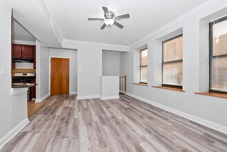 7217 S Yates Blvd in Chicago, IL - Building Photo - Building Photo