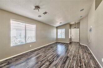 4982 Perrone Ave in Las Vegas, NV - Building Photo - Building Photo