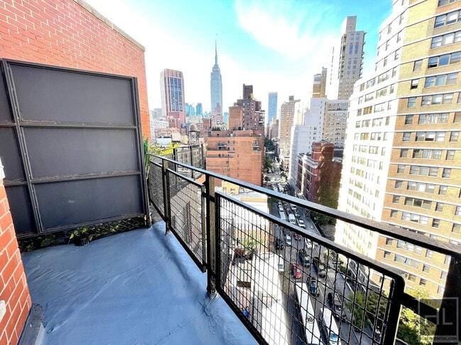 EAST 36 STREET in New York, NY - Building Photo - Building Photo