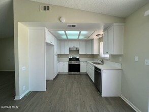 11340 E Avenue R in Littlerock, CA - Building Photo - Building Photo
