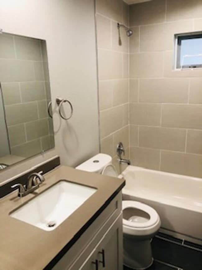 6823 Amherst St in San Diego, CA - Building Photo - Building Photo