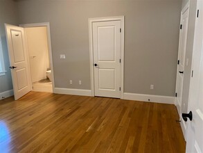 166 Hampshire St, Unit 1A in Cambridge, MA - Building Photo - Building Photo
