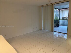 1951 Atlantic Shores Blvd in Hallandale Beach, FL - Building Photo - Building Photo