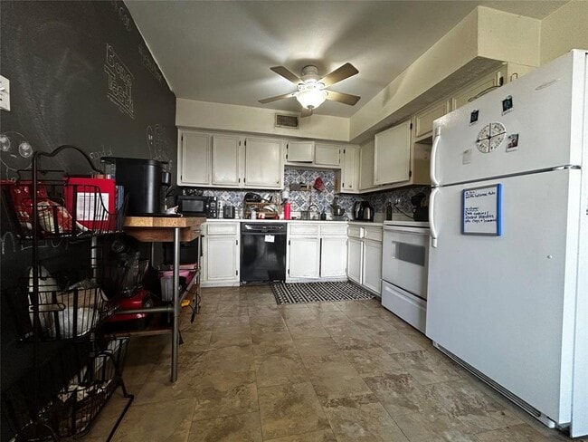 4511 Avenue B in Austin, TX - Foto de edificio - Building Photo