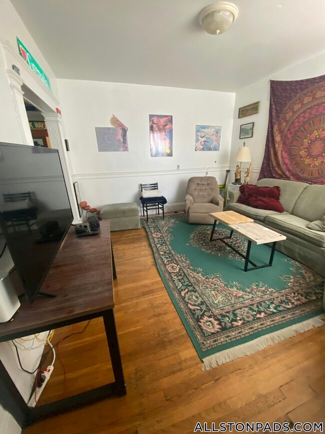19 Long Ave in Boston, MA - Building Photo - Building Photo