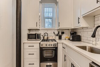 1666 Detroit St in Denver, CO - Building Photo - Building Photo