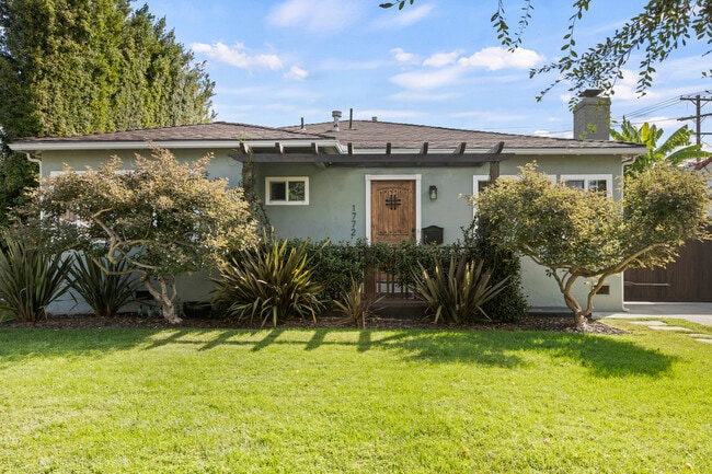 1772 S Orange Grove Ave in Los Angeles, CA - Building Photo - Building Photo