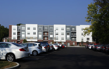 The Overlook at Riverdale- Marian University in Indianapolis, IN - Building Photo - Building Photo