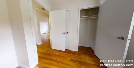 122 Dustin St in Boston, MA - Building Photo - Building Photo