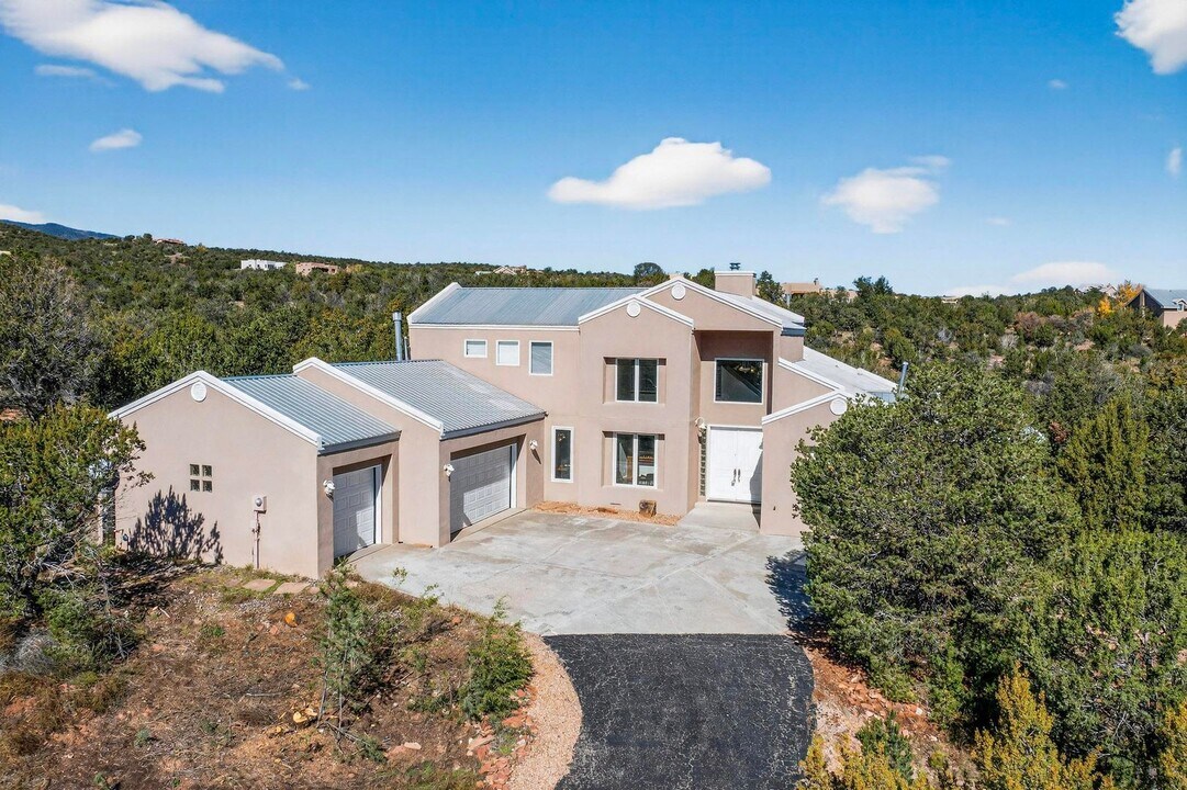 58 Kiva Pl in Sandia Park, NM - Building Photo