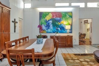 5845 SW 88th St in Miami, FL - Building Photo - Building Photo